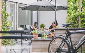 Het Oplaadpunt bed bike hike 4 8 p